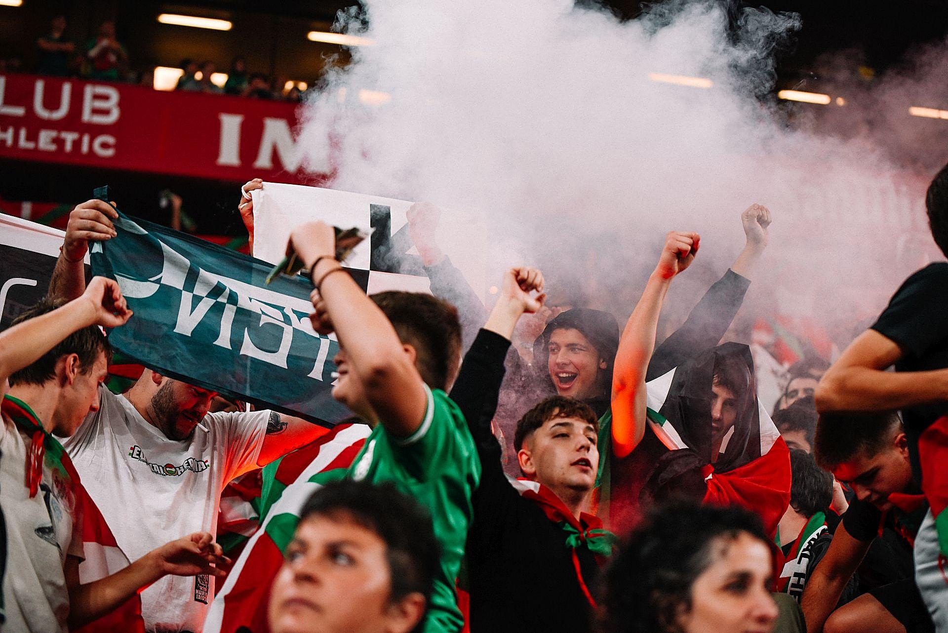 Las bonitas imágenes que nos deja el Euskadi-Palestina en San Mamés