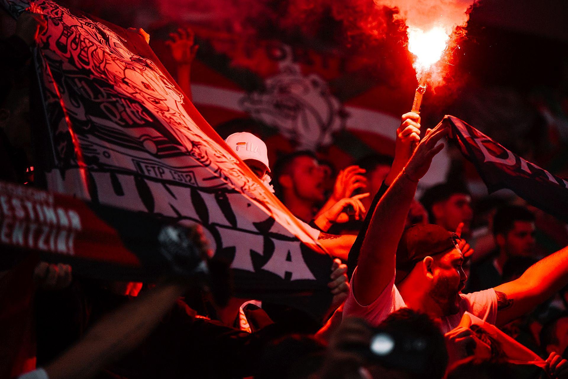 Las bonitas imágenes que nos deja el Euskadi-Palestina en San Mamés