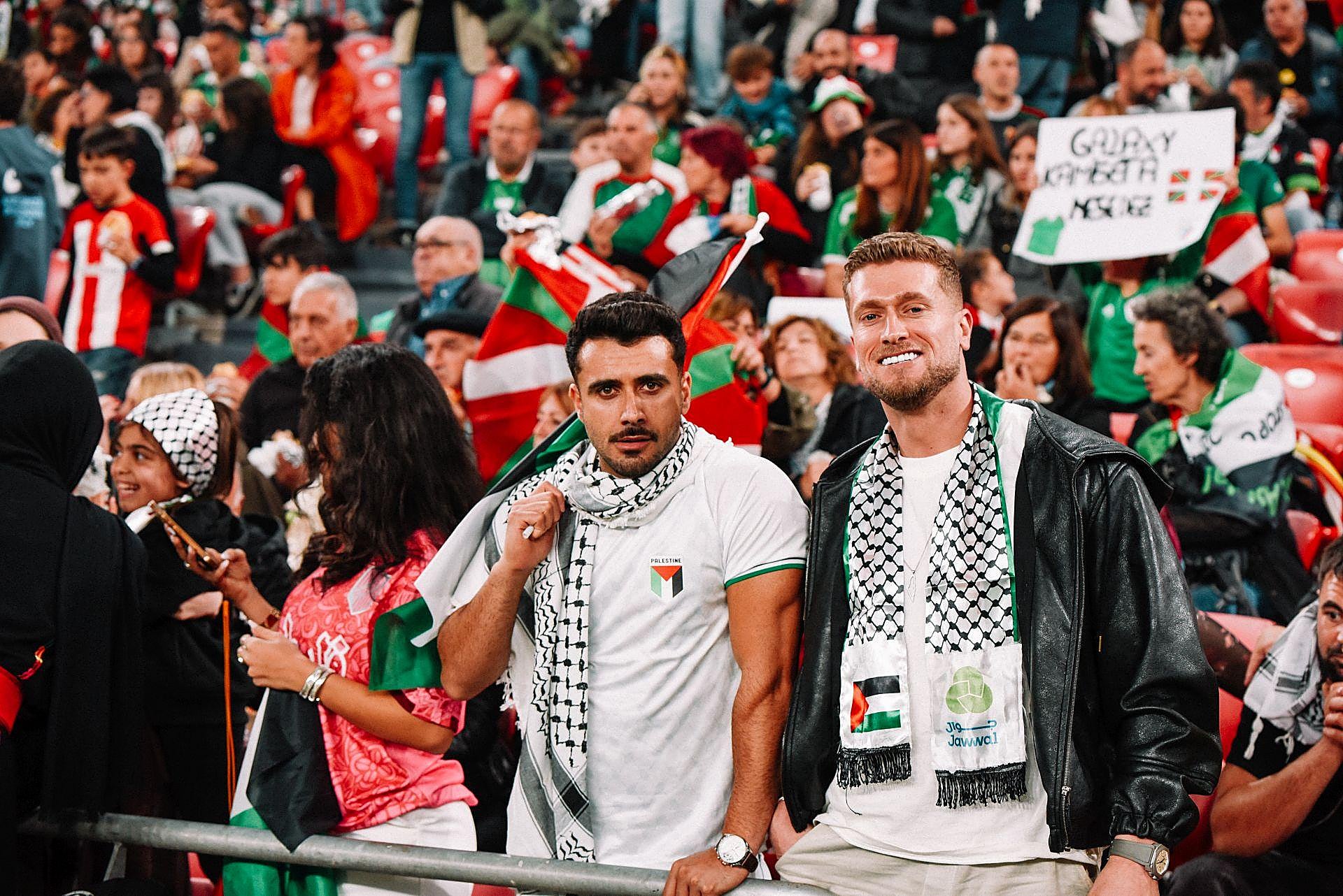 Las bonitas imágenes que nos deja el Euskadi-Palestina en San Mamés