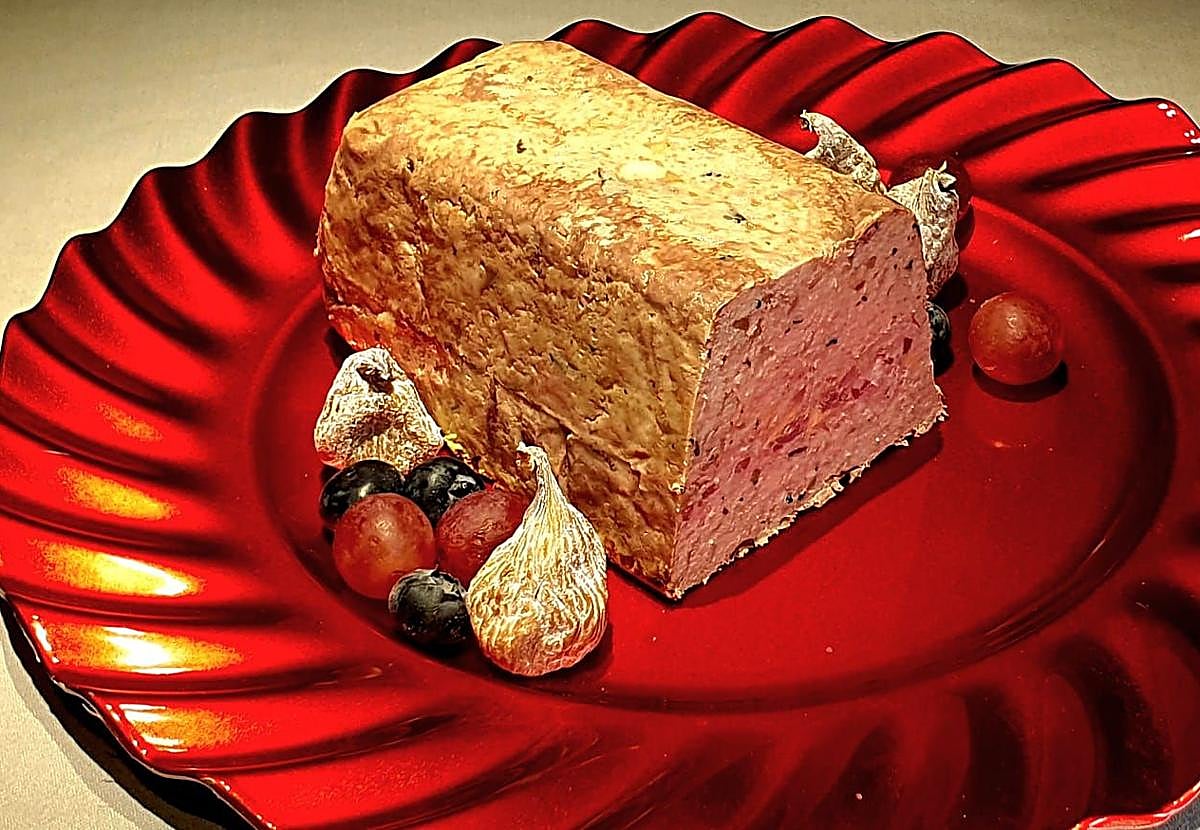 Terrina de gallina trufada