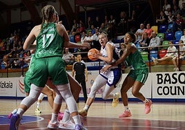 Partido entre el Gernika y el conjunto luso del Sportiva en Maloste.
