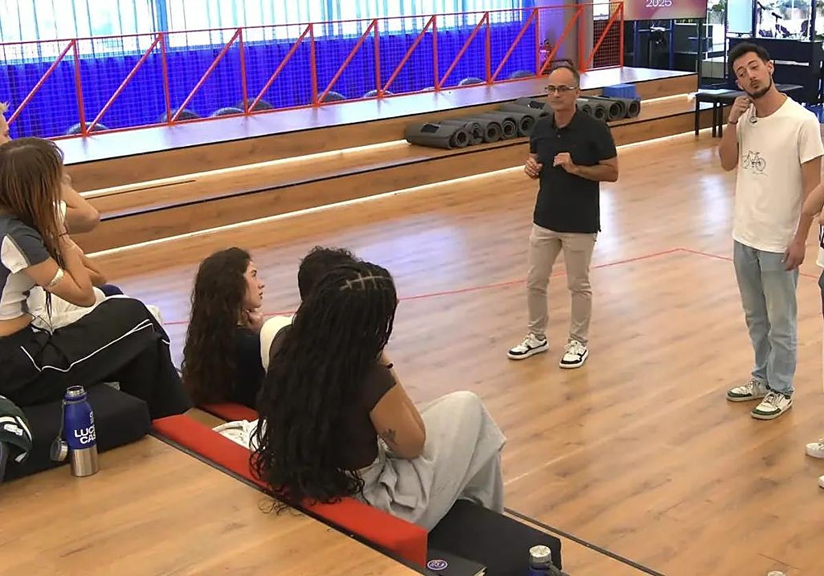 El criticado comentario de un osteópata en 'Operación Triunfo': «Se me van los ojos, eres guapísima»