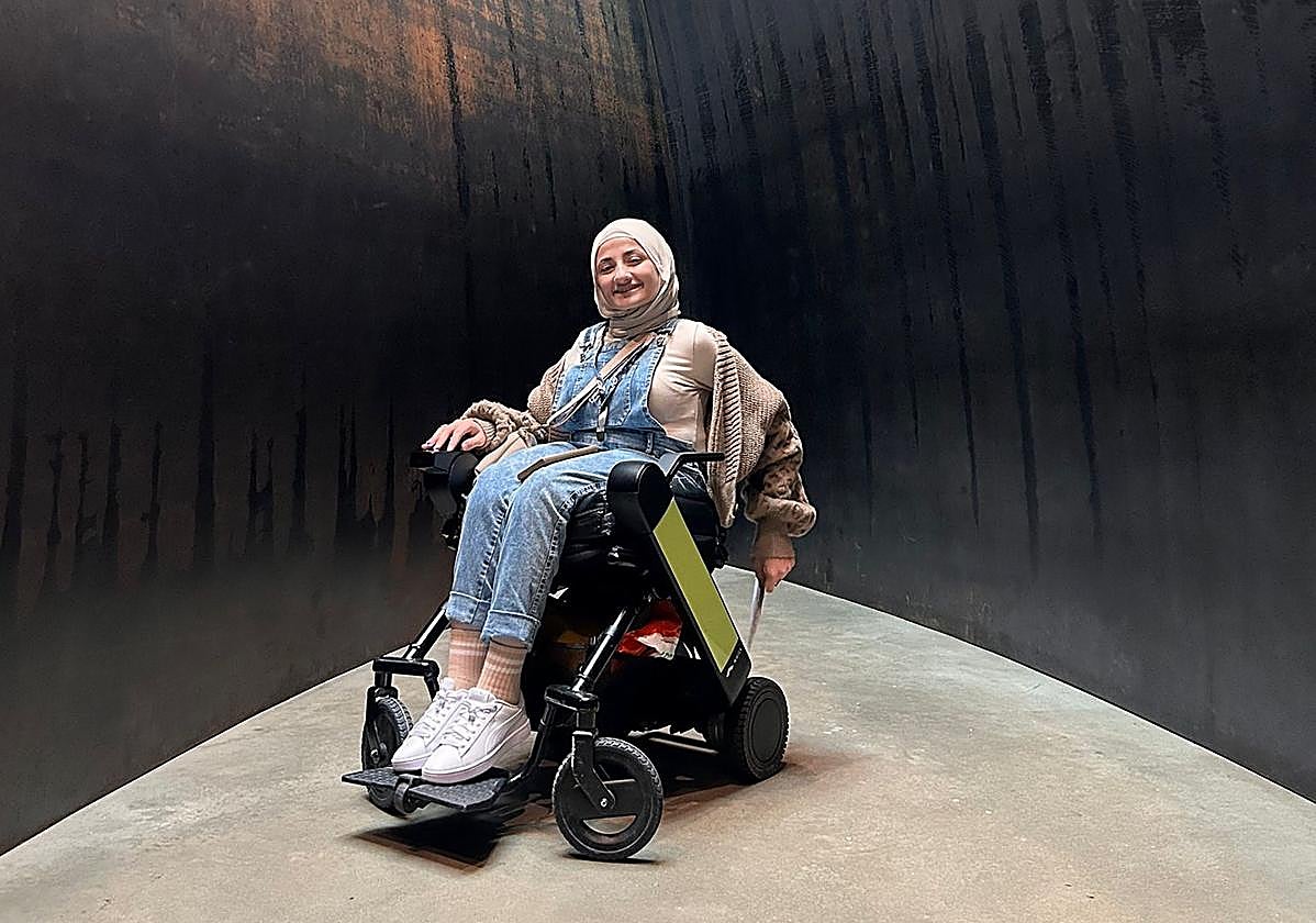 La artista palestina en el Guggenheim de Bilbao