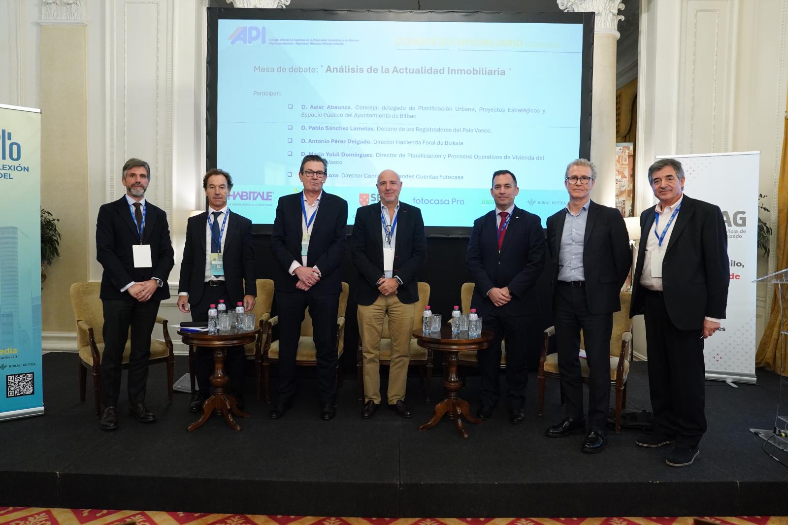 José Pérez Grijelmo, Pablo Sánchez, Mario Yoldi, Roberto Fernández, Asier Abaunza, Antonio Pérez y José Manuel González.