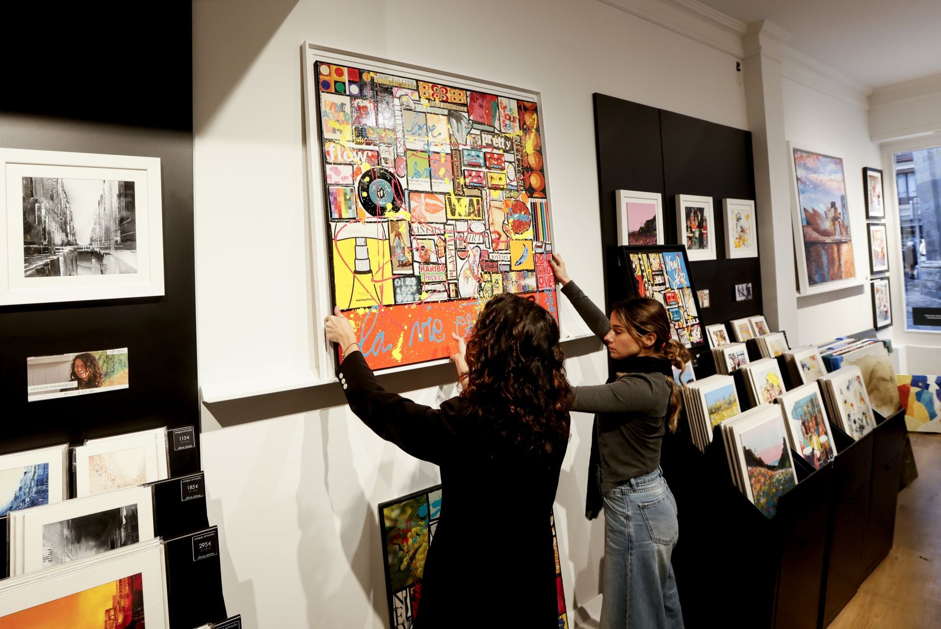 Por amor al arte: un matrimonio abre una tienda en el Casco Viejo con obras originales desde 115 euros