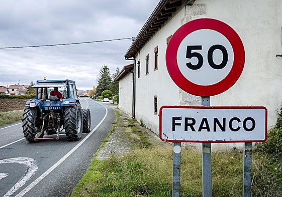 El cartel que da la bienvenida a los turistas.