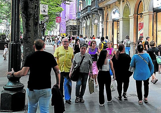 La Gran Vía es la novena calle comercial más importante de España.