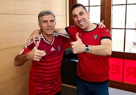 Vicente y David Izquierdo, padre e hijo, jugarán hoy las primeras partidas del torneo.