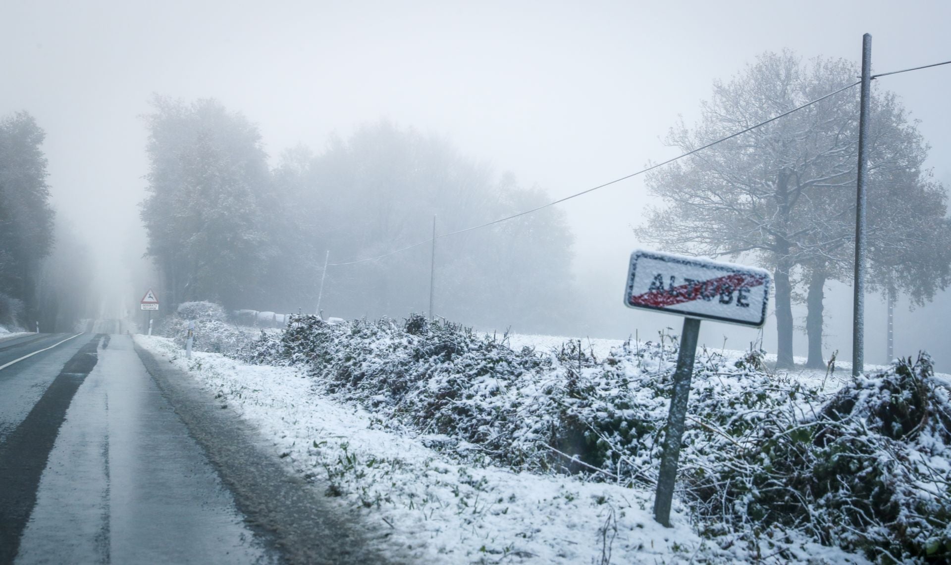 Las imágenes de un día de nieve en Álava