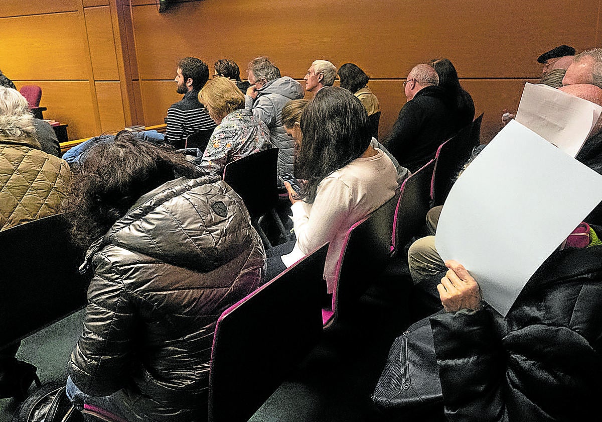 Los acusados, en el juicio celebrado en Vitoria.