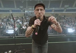 El bonito detalle de Fito con el público de 'La Revuelta': «¡Broncano! Aquí cumplimos»