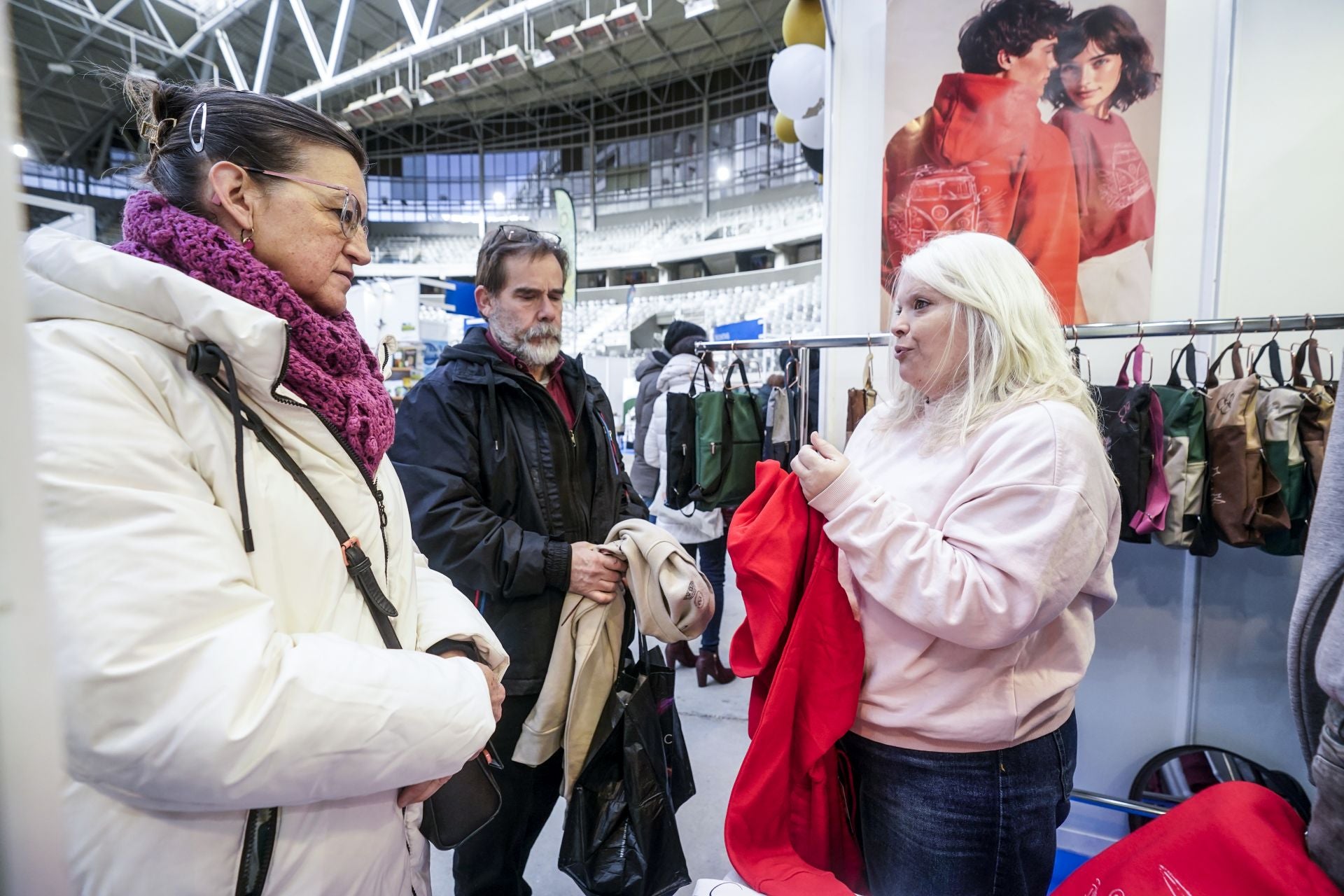La décima edición de la feria Bioaraba llena el Iradier Arena de productos ecológicos