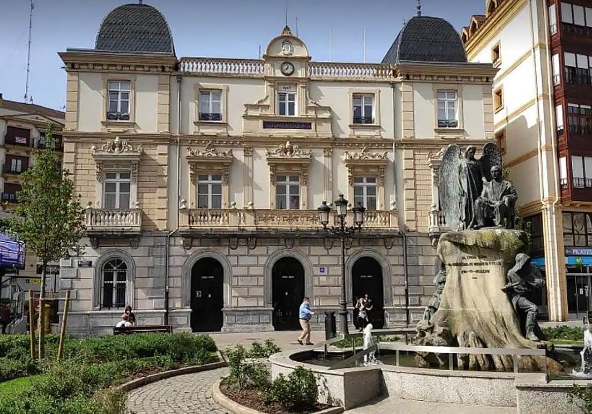 Los plazos para ambos procesos están ya abiertos.