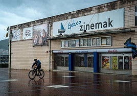 Reunión «clave» para mantener los cines del Puerto Deportivo de Getxo