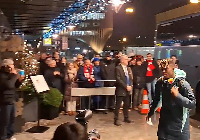 El equipo ya descansa en su hotel de Praga: «Athletic Champions League...»