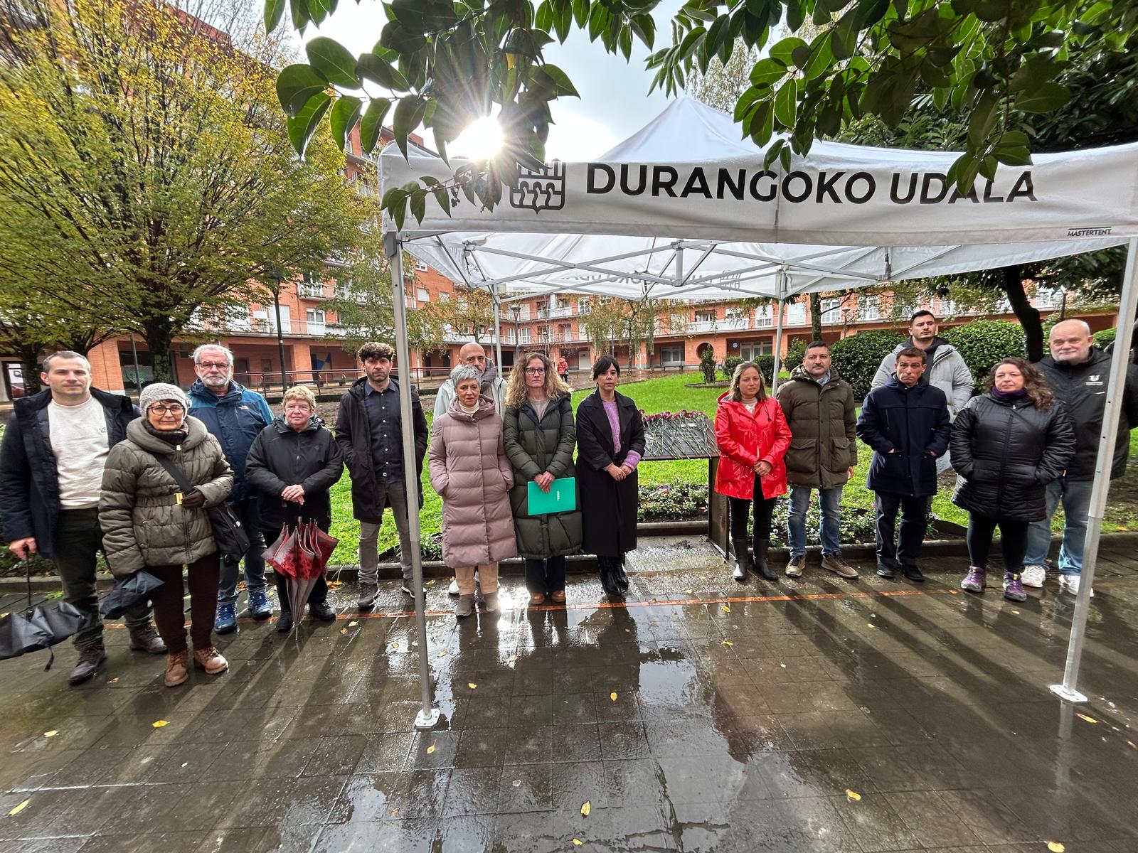 Imagen principal - «Miedo y vergüenza alientan el silencio»