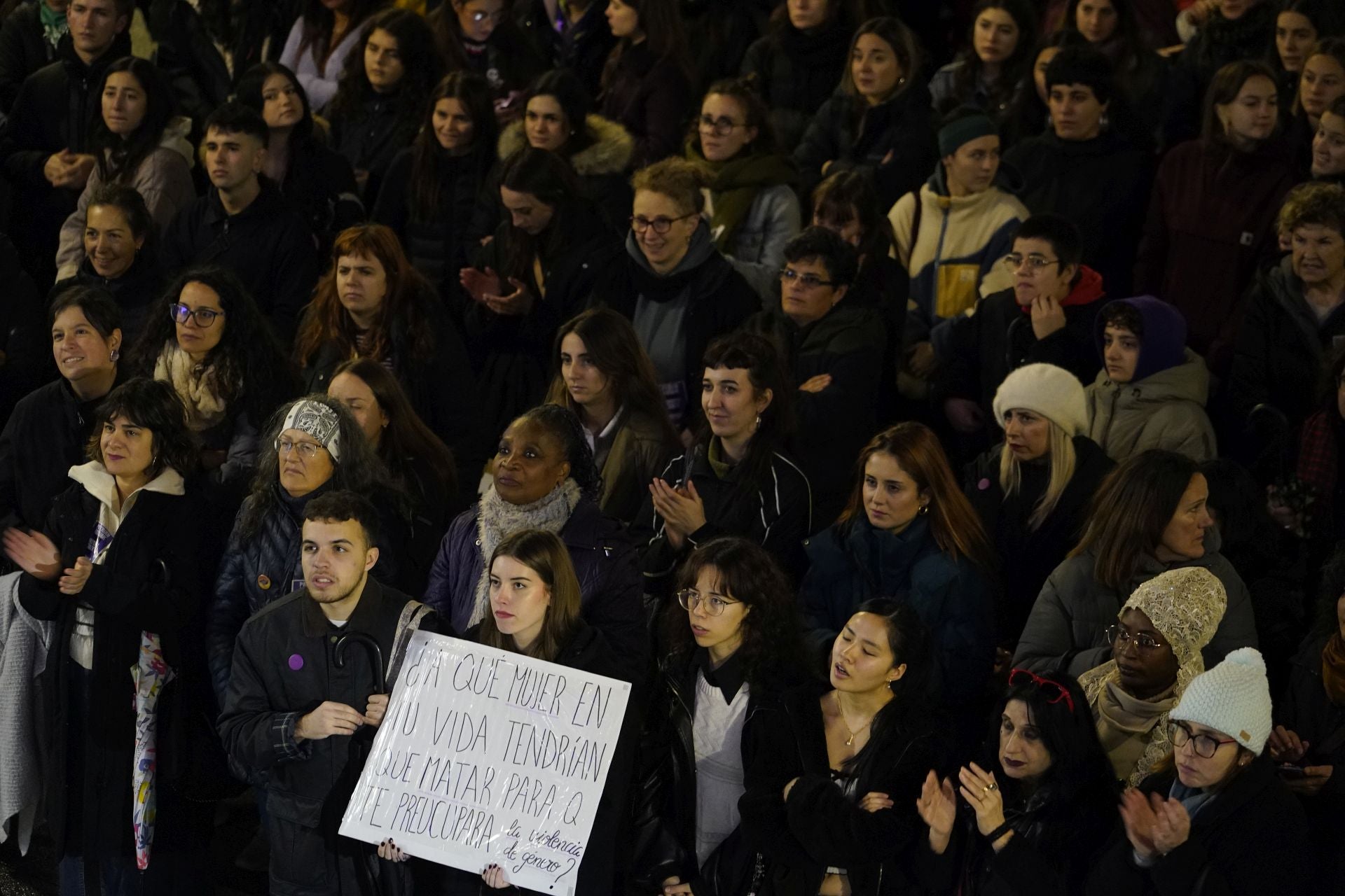Miles de personas claman en Bilbao contra la violencia machista