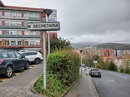 Los alumnos han sido desalojados durante media hora hasta que se ha ventilado el centro y han podido regresar a clase.