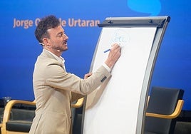 La ponencia de Jorge Ortiz de Urtaran.