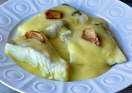 La bilbaína que prepara el mejor bacalao al pil pil del botxo: así es su receta y su truco infalible