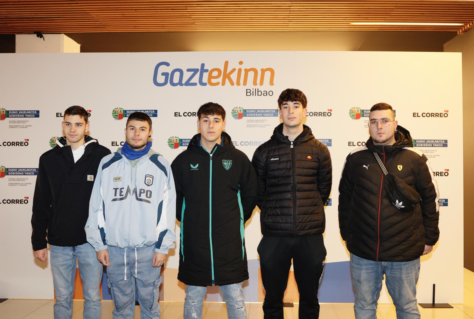 Adrián López, Asier Rodríguez, Julen Riol, Sergio Fernández e Iker Tejero.