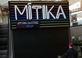 Acceso a la extinta discoteca Mítika, donde ocurrió el crimen.