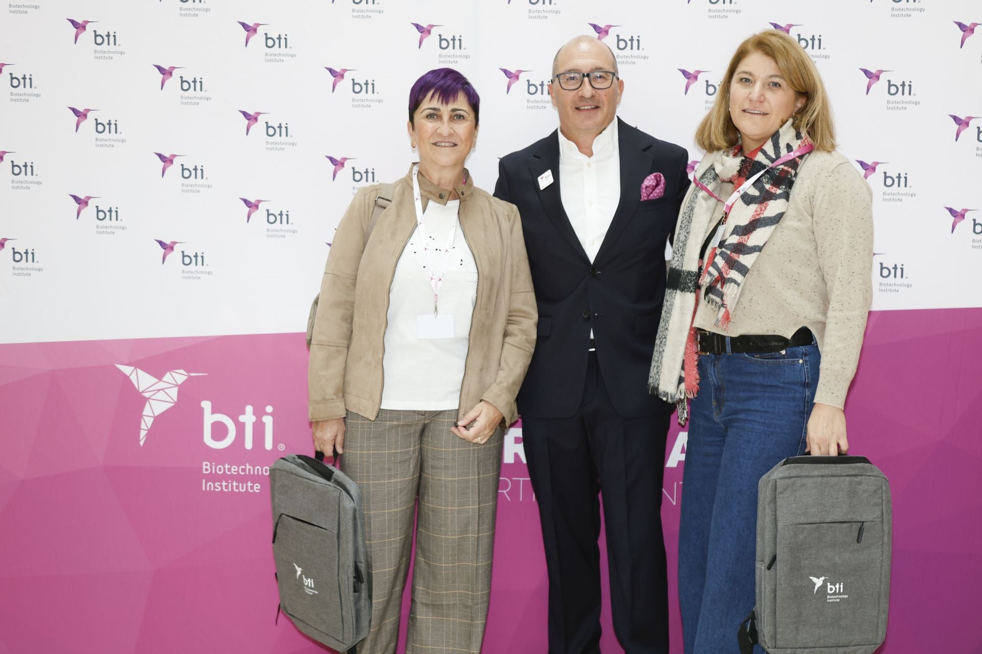 Asun Sada, Salvador Gregori y Miren Amaia Bueno.