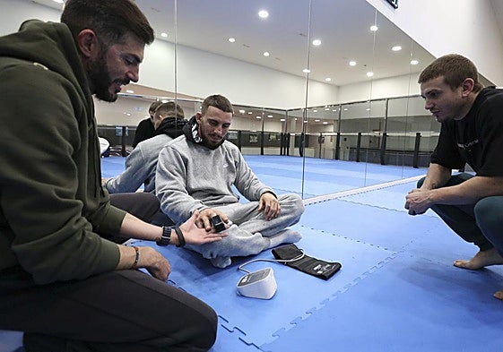 Así se preparan los luchadores de WOW