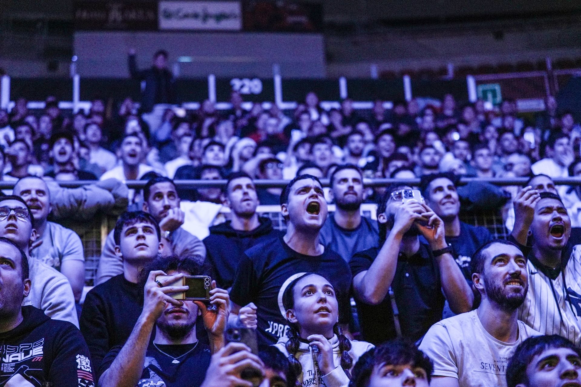 Las imágenes de la velada del Buesa