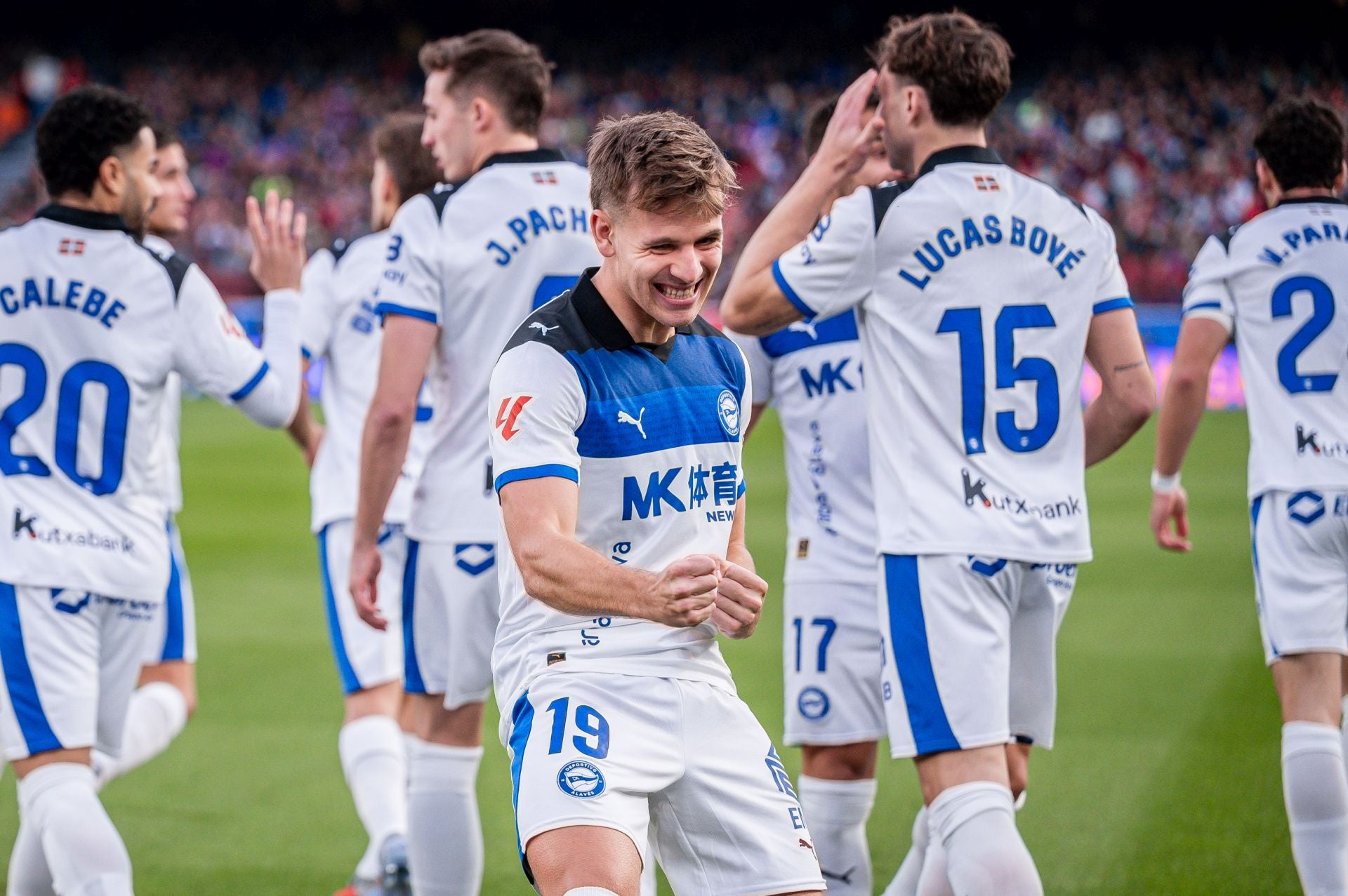 Pablo Ibáñez celebra su gol.