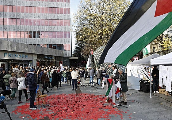 Un momento de la lectura de los nombres de los 20.000 niños palestinos muertos.