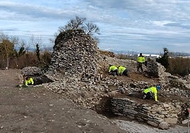 Trabajos realizados previamente por los arqueólogos en la zona del 'cubo O12'.