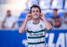Magunazelaia, desaparecido del once desde la décima jornada ante la UD Las Palmas, suspira por volver a jugar de inicio y aportar goles como el que único que marcó en Huesca.