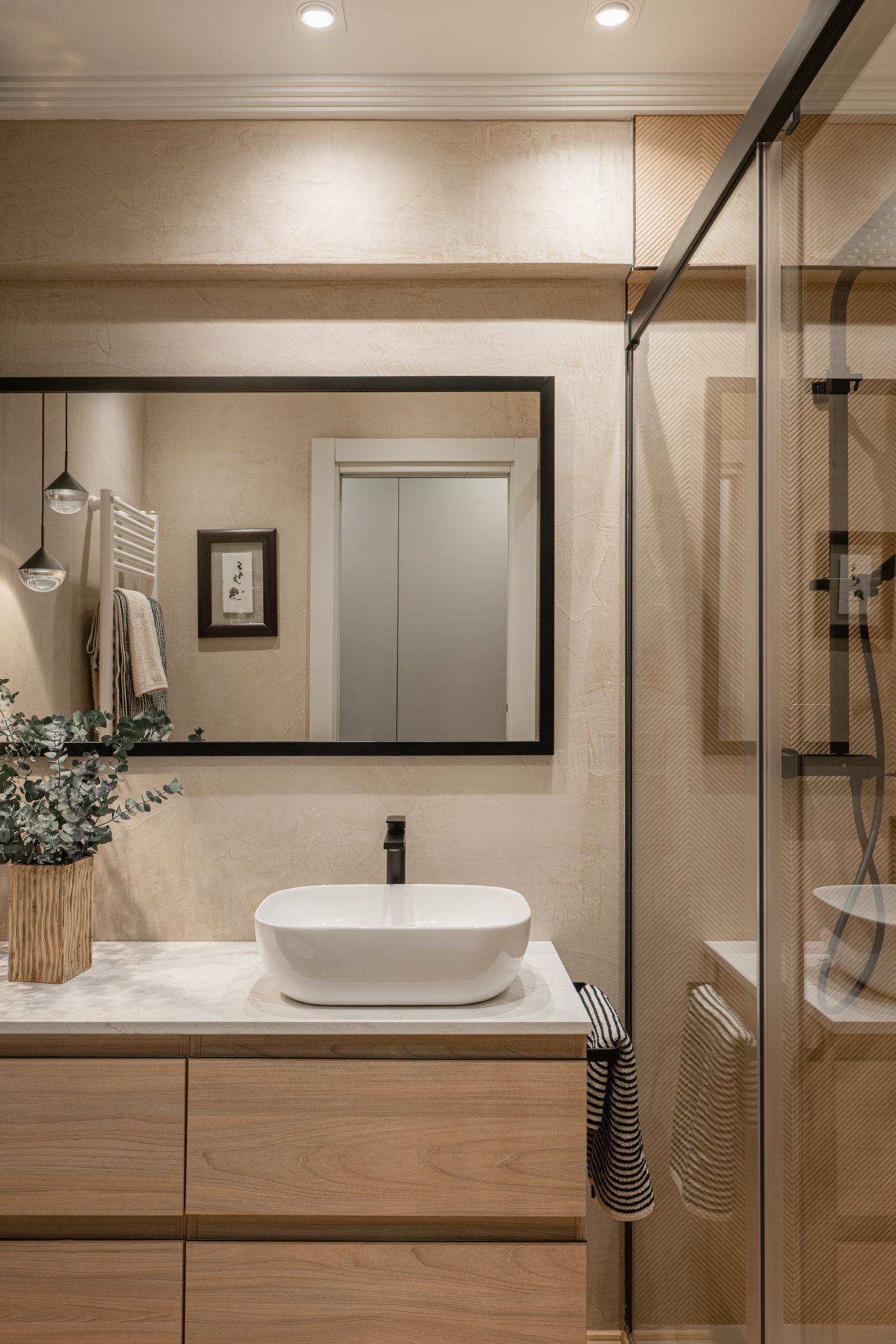 Clásico y moderno a la vez: la transformación de un piso de 110 metros en Getxo