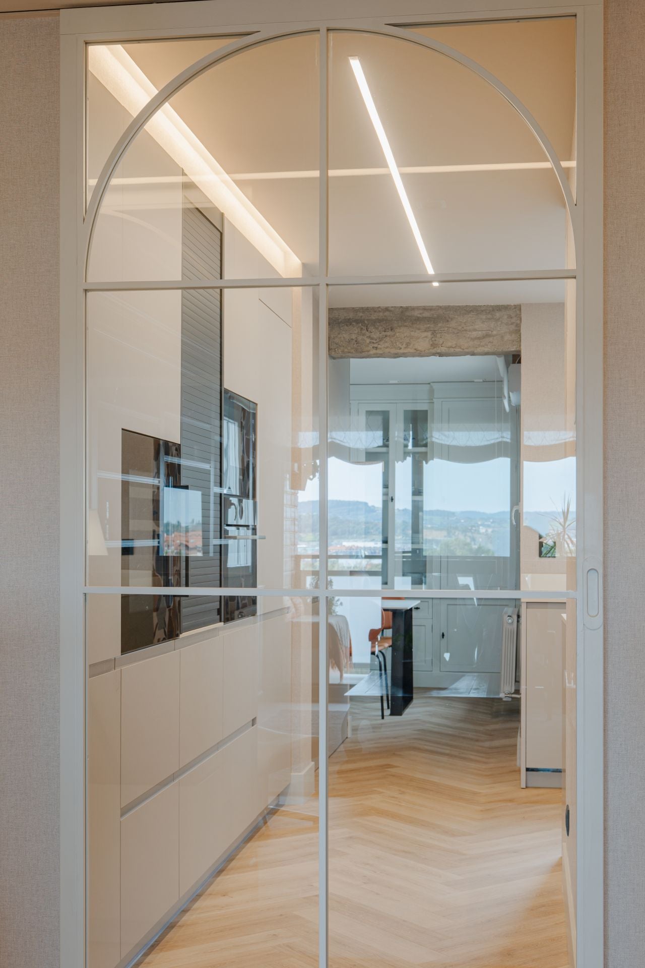 Clásico y moderno a la vez: la transformación de un piso de 110 metros en Getxo