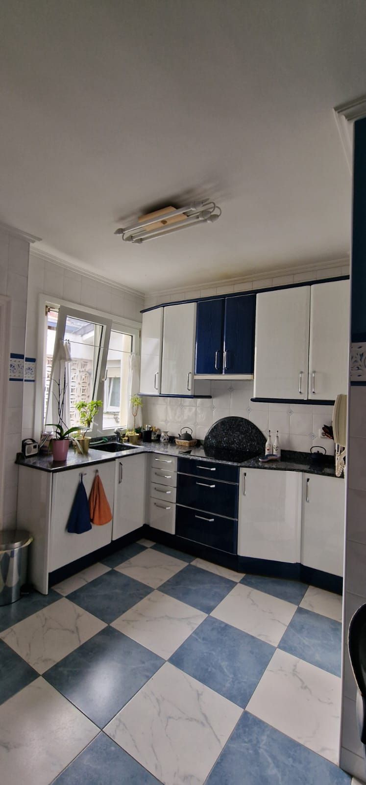 Clásico y moderno a la vez: la transformación de un piso de 110 metros en Getxo