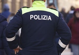 Se refugia en un autobús una mujer que denuncia una agresión sexual con «sumisión química» en Vitoria