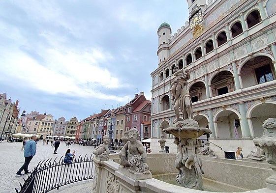 Esculturas de hielo y 'Enigma' en Poznań