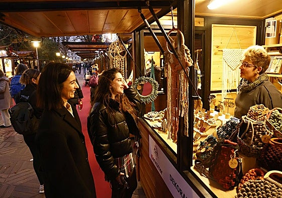 El Mercado Navideño se adelanta por segundo año consecutivo al puente de la Inmaculada.