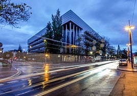 Exterior del Palacio de Justicia de Vitoria.