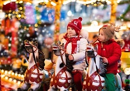 Los pueblos y ciudades con mercadillos y atracciones navideñas a menos de 2 horas de Bilbao que no te puedes perder