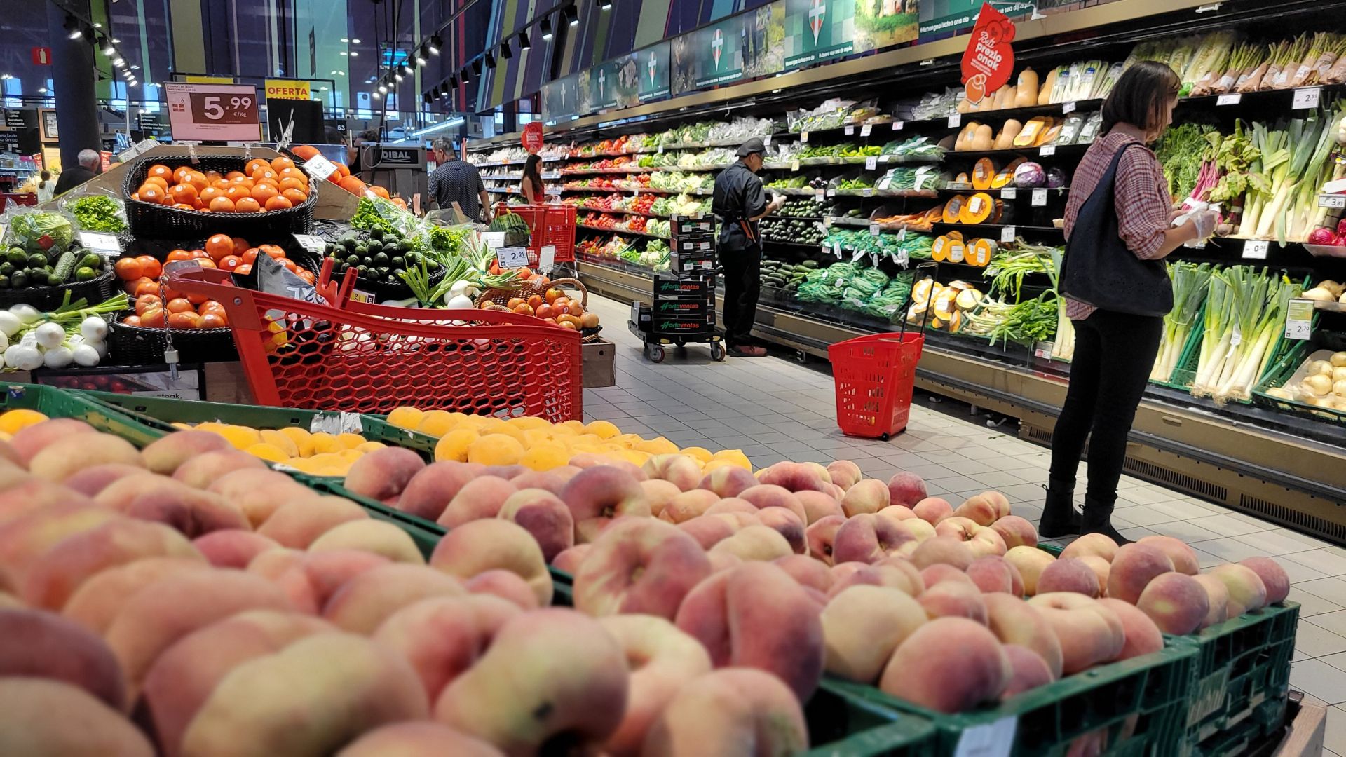 Eurostat y la OCDE sitúan dentro de este grupo a los hogares con ingresos de entre el 75% y el 200% de la renta media.