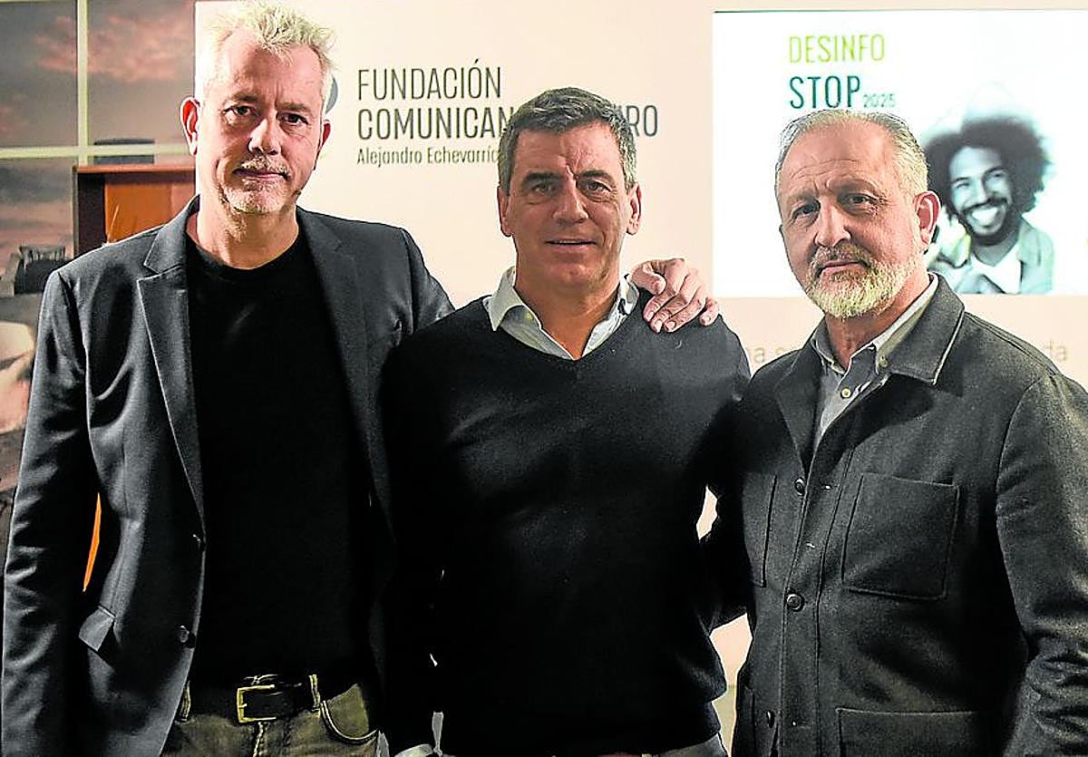 Contra la fábrica de mentiras