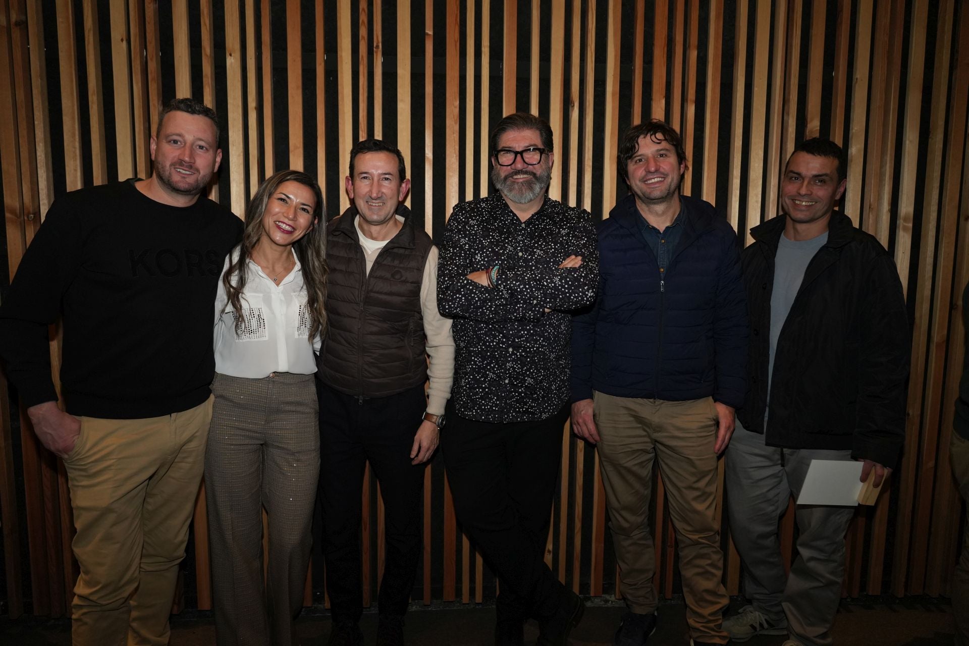 Luis Hernani, Fátima Benaisa, Óscar Valdés, Carlos Antolín, Alberto Molinero y Julio Arnáiz