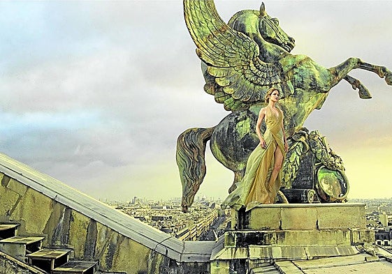 Natalia Vodianova en el Palais Garnier (París, 2014).