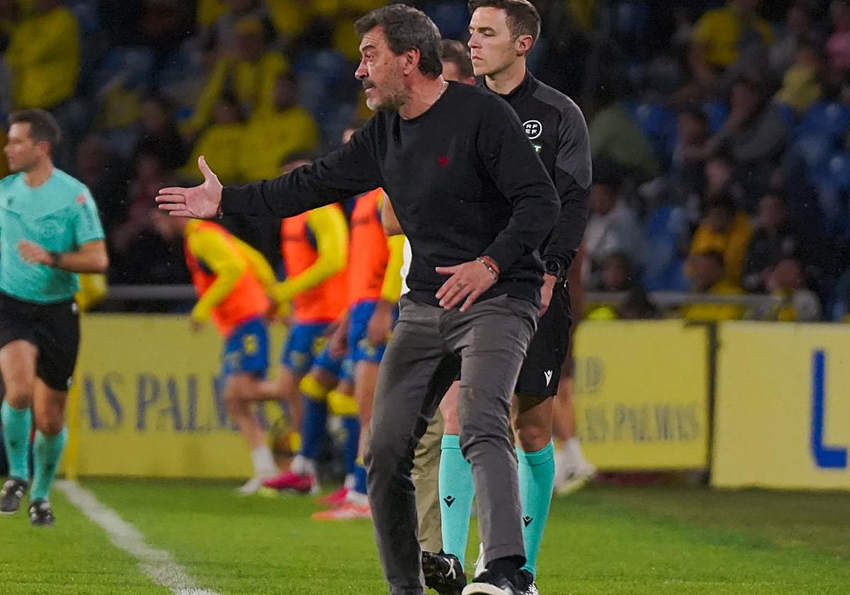 Jesús Galván se mostró intenso en la banda.