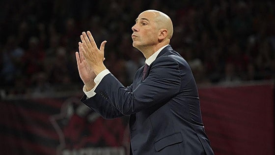 El exbaskonista Joan Peñarroya acepta el reto titánico de sustituir a Zeljko Obradovic en el Partizan