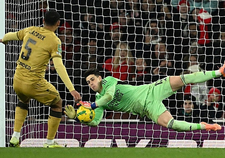 Kepa vive su primera gran noche con el Arsenal