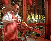 El cortador que lloró al meter el cuchillo en un jamón de 80.000 euros