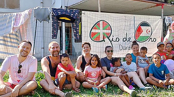 La ONG Río de Oro busca en el Duranguesado familias de acogida para niños saharauis